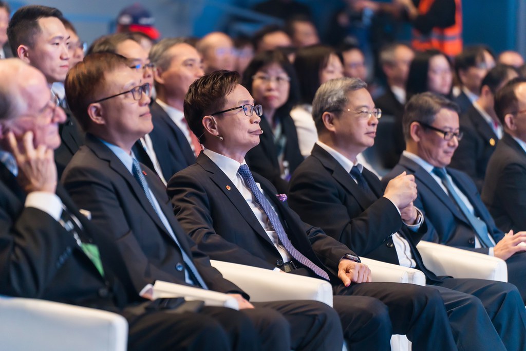 [雲端攝影]34屆台灣精品獎 頒獎典禮-最專業的團隊完成每場完美活動攝影，拍的不只好更要快! #雲端攝影