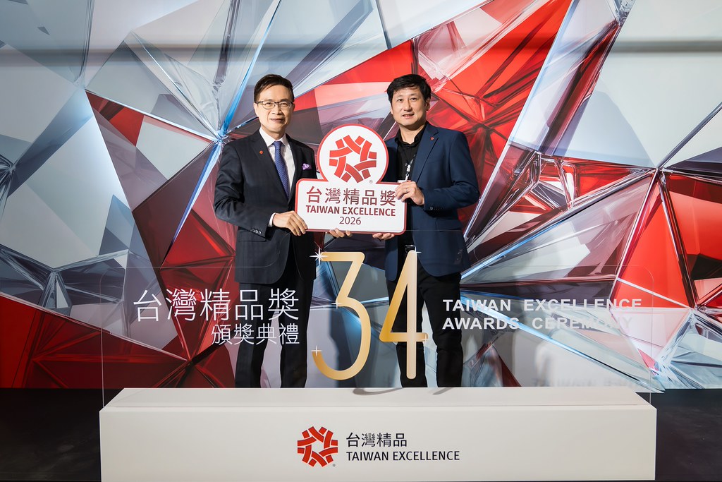 [雲端攝影]34屆台灣精品獎 頒獎典禮-最專業的團隊完成每場完美活動攝影，拍的不只好更要快! #活動拍立得