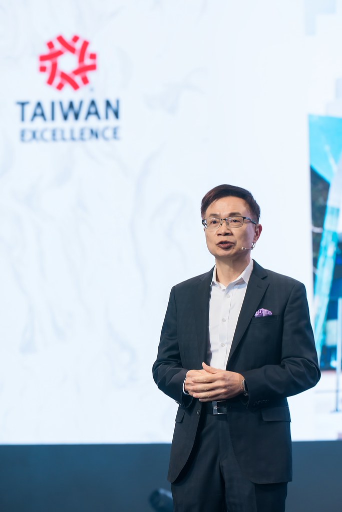 [雲端攝影]34屆台灣精品獎 頒獎典禮-最專業的團隊完成每場完美活動攝影，拍的不只好更要快! #雲端攝影