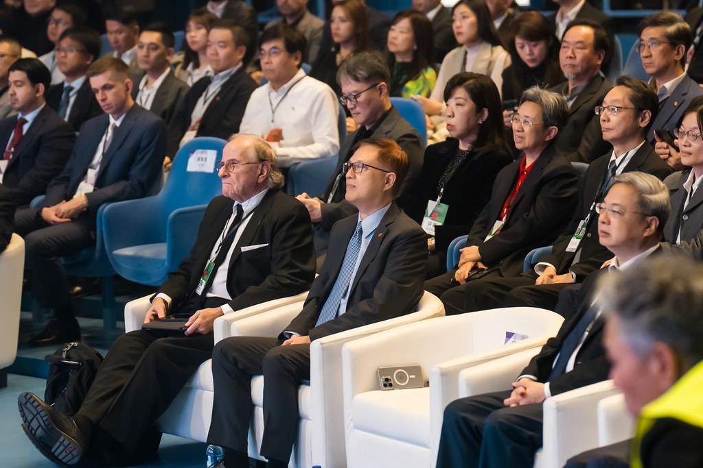 [雲端攝影]34屆台灣精品獎 頒獎典禮-最專業的團隊完成每場完美活動攝影，拍的不只好更要快! #雲端攝影