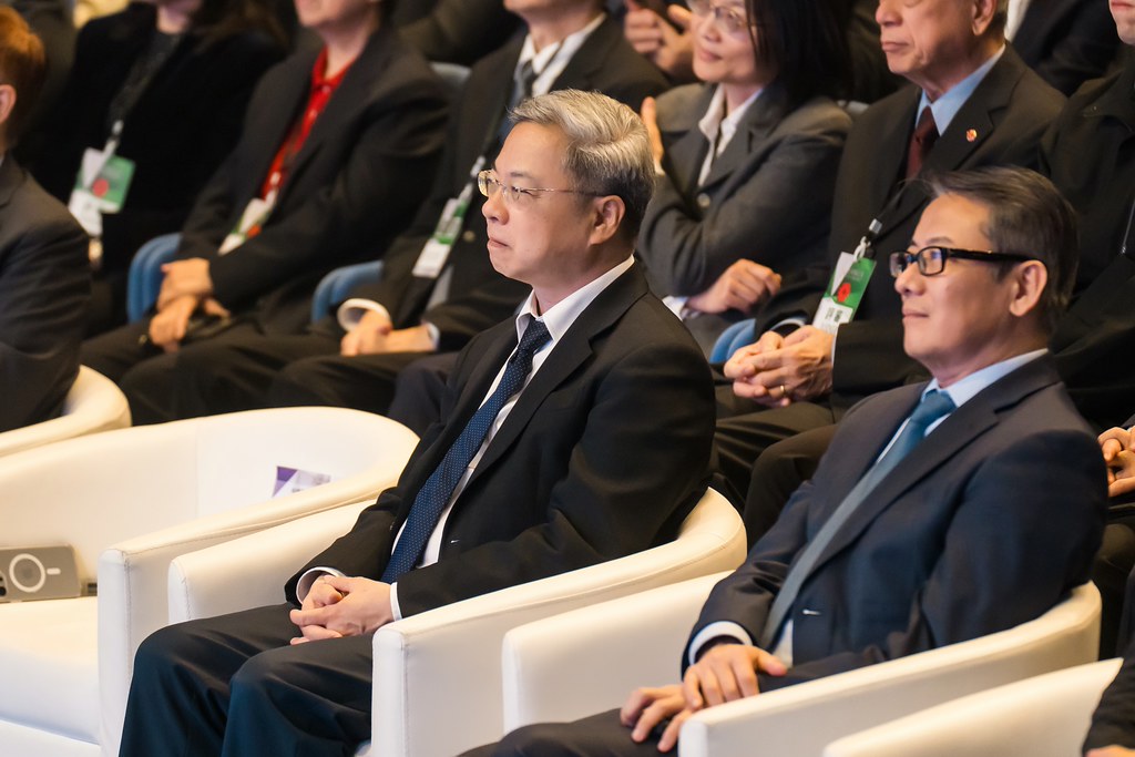 [雲端攝影]34屆台灣精品獎 頒獎典禮-最專業的團隊完成每場完美活動攝影，拍的不只好更要快! #即拍即印