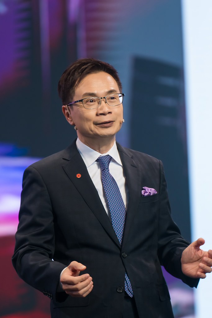 [雲端攝影]34屆台灣精品獎 頒獎典禮-最專業的團隊完成每場完美活動攝影，拍的不只好更要快! #即拍即印