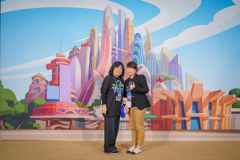 [即拍即印]中華航空動物方城市2主題彩繪機-最專業的團隊完成每場完美活動攝影，拍的不只好更要快! #活動拍攝