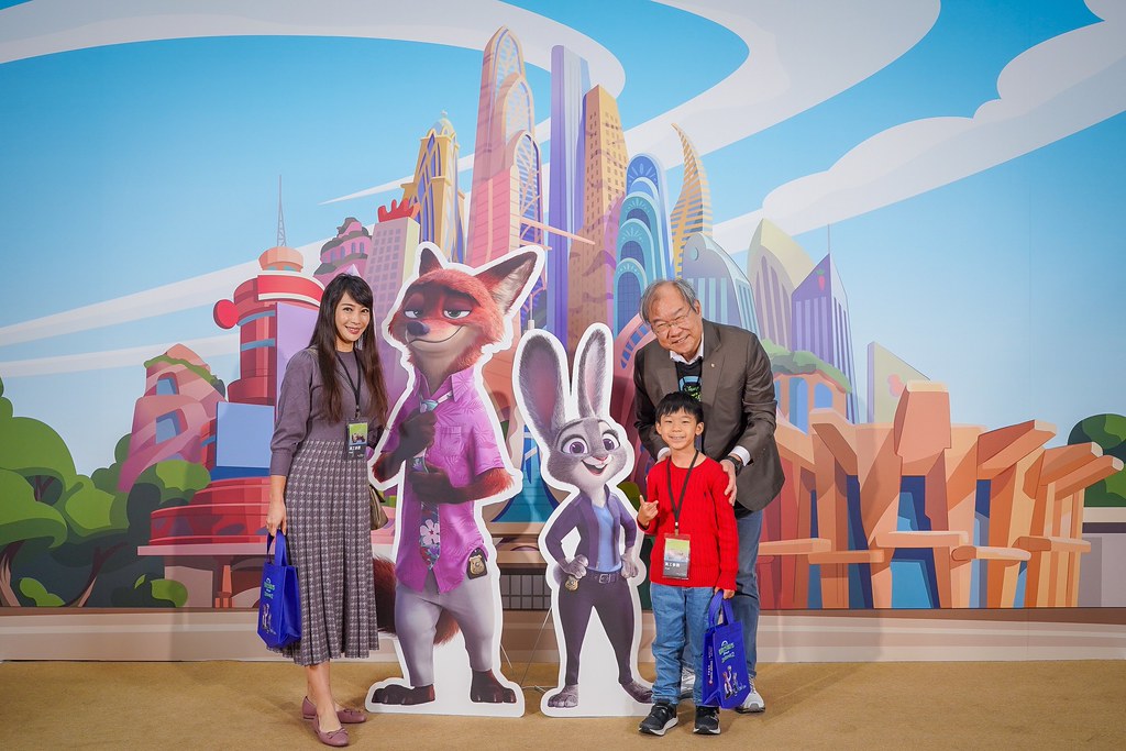 [即拍即印]中華航空動物方城市2主題彩繪機-最專業的團隊完成每場完美活動攝影，拍的不只好更要快! #尾牙攝影