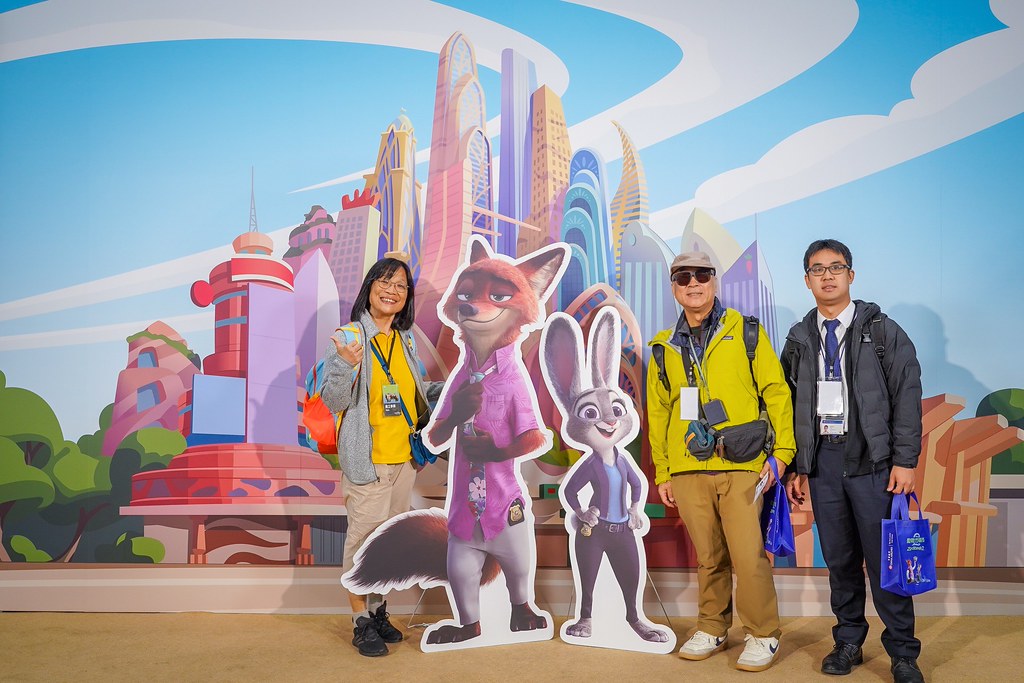 [即拍即印]中華航空動物方城市2主題彩繪機-最專業的團隊完成每場完美活動攝影，拍的不只好更要快! #雲端攝影