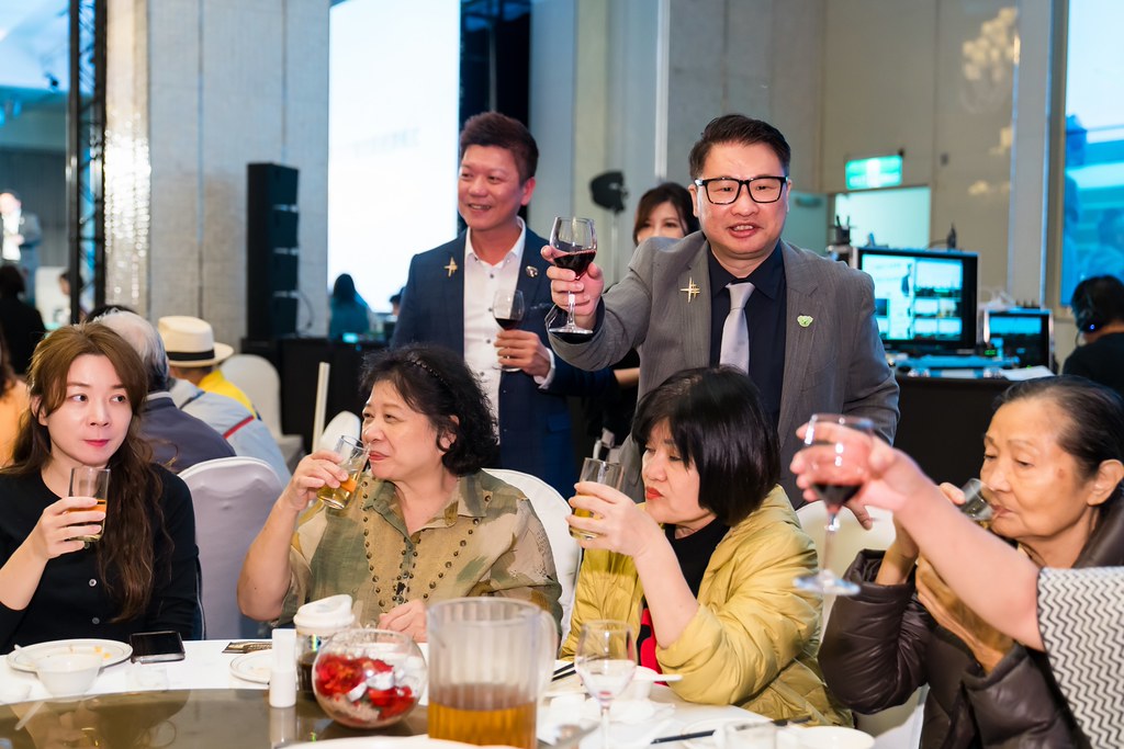 [活動攝影]2025綠洲永續啟動大會-最專業的團隊完成每場完美活動攝影，拍的不只好更要快! #即拍即印