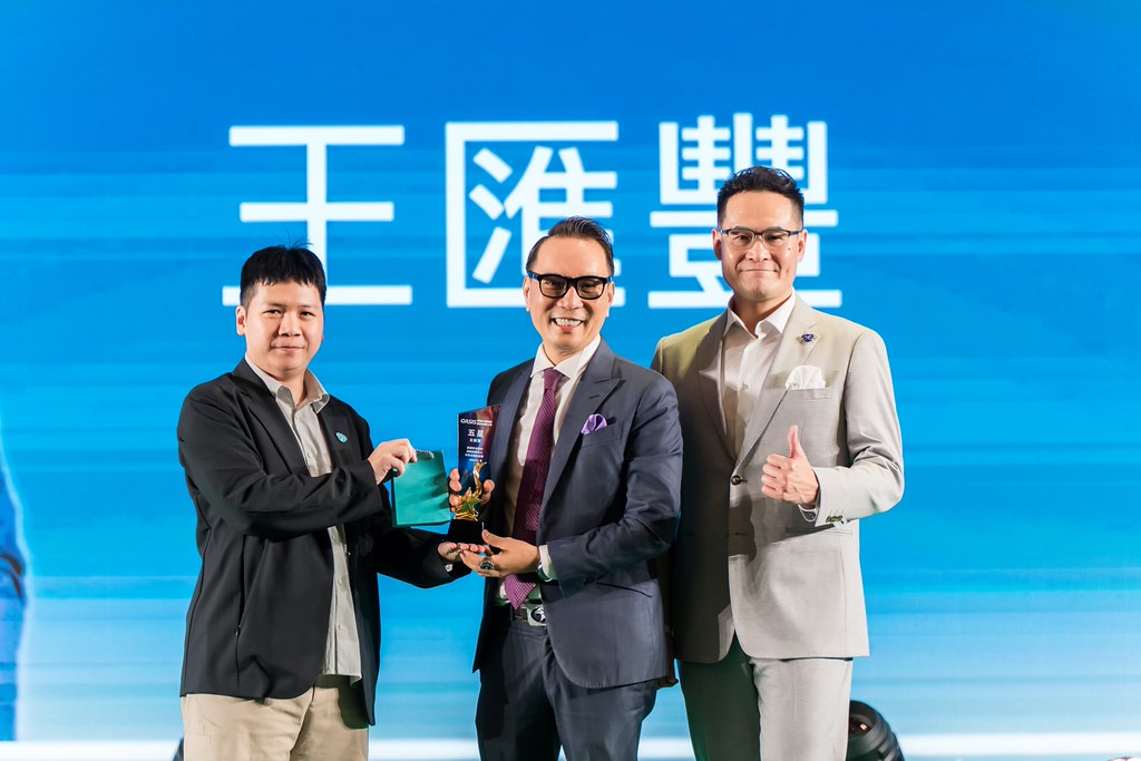 [活動攝影]2025綠洲永續啟動大會-最專業的團隊完成每場完美活動攝影，拍的不只好更要快! #活動拍立得