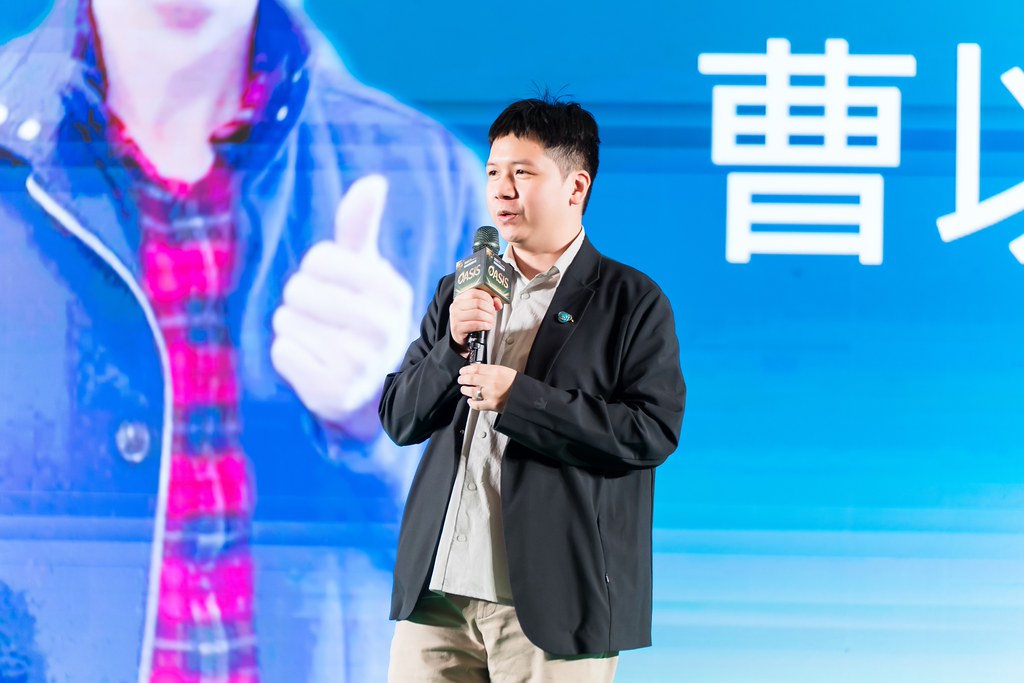 [活動攝影]2025綠洲永續啟動大會-最專業的團隊完成每場完美活動攝影，拍的不只好更要快! #即拍即印