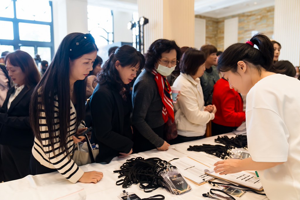 [活動攝影]2025綠洲永續啟動大會-最專業的團隊完成每場完美活動攝影，拍的不只好更要快! #即拍即印