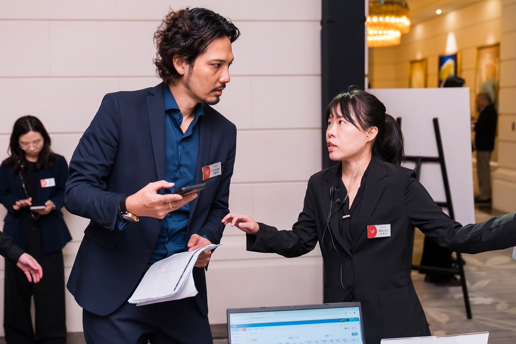 [活動攝影]八億Skin Power Up 上市發表會-最專業的團隊完成每場完美活動攝影，拍的不只好更要快! #即拍即印