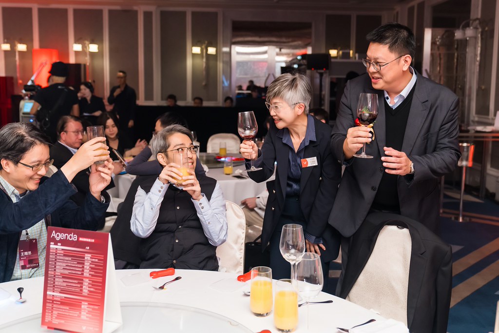 [活動攝影]八億Skin Power Up 上市發表會-最專業的團隊完成每場完美活動攝影，拍的不只好更要快! #活動拍立得