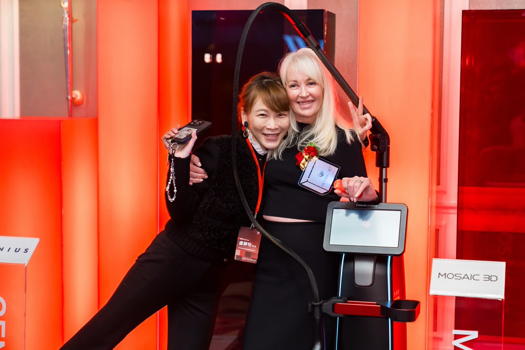 [活動攝影]八億Skin Power Up 上市發表會-最專業的團隊完成每場完美活動攝影，拍的不只好更要快! #活動拍攝