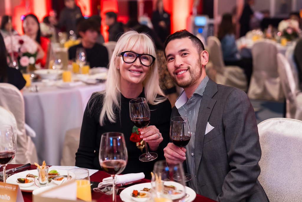 [活動攝影]八億Skin Power Up 上市發表會-最專業的團隊完成每場完美活動攝影，拍的不只好更要快! #即時攝影