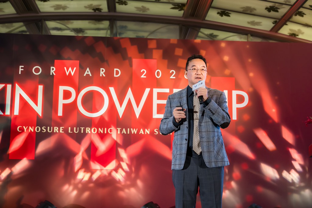 [活動攝影]八億Skin Power Up 上市發表會-最專業的團隊完成每場完美活動攝影，拍的不只好更要快! #尾牙攝影