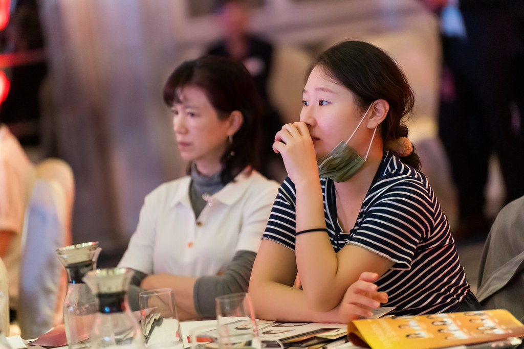 [活動攝影]八億Skin Power Up 上市發表會-最專業的團隊完成每場完美活動攝影，拍的不只好更要快! #即拍即印