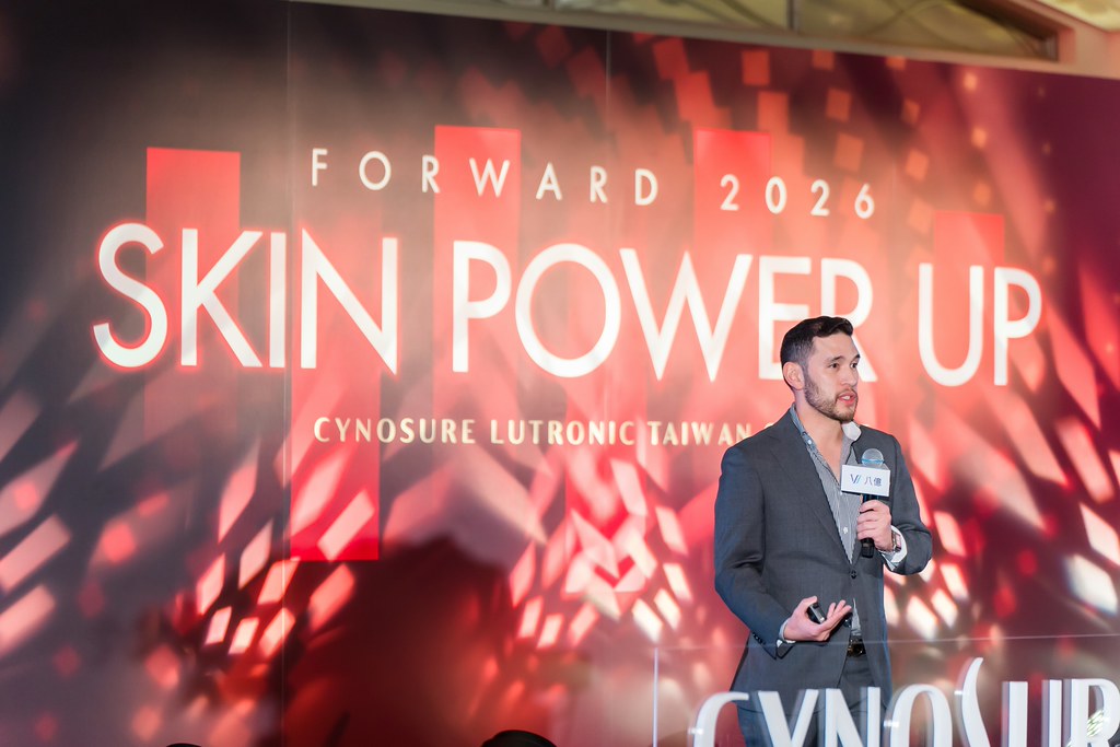 [活動攝影]八億Skin Power Up 上市發表會-最專業的團隊完成每場完美活動攝影，拍的不只好更要快! #活動拍立得