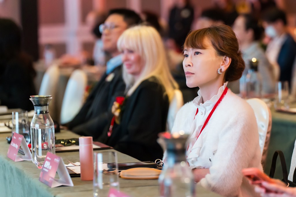 [活動攝影]八億Skin Power Up 上市發表會-最專業的團隊完成每場完美活動攝影，拍的不只好更要快! #即拍即印