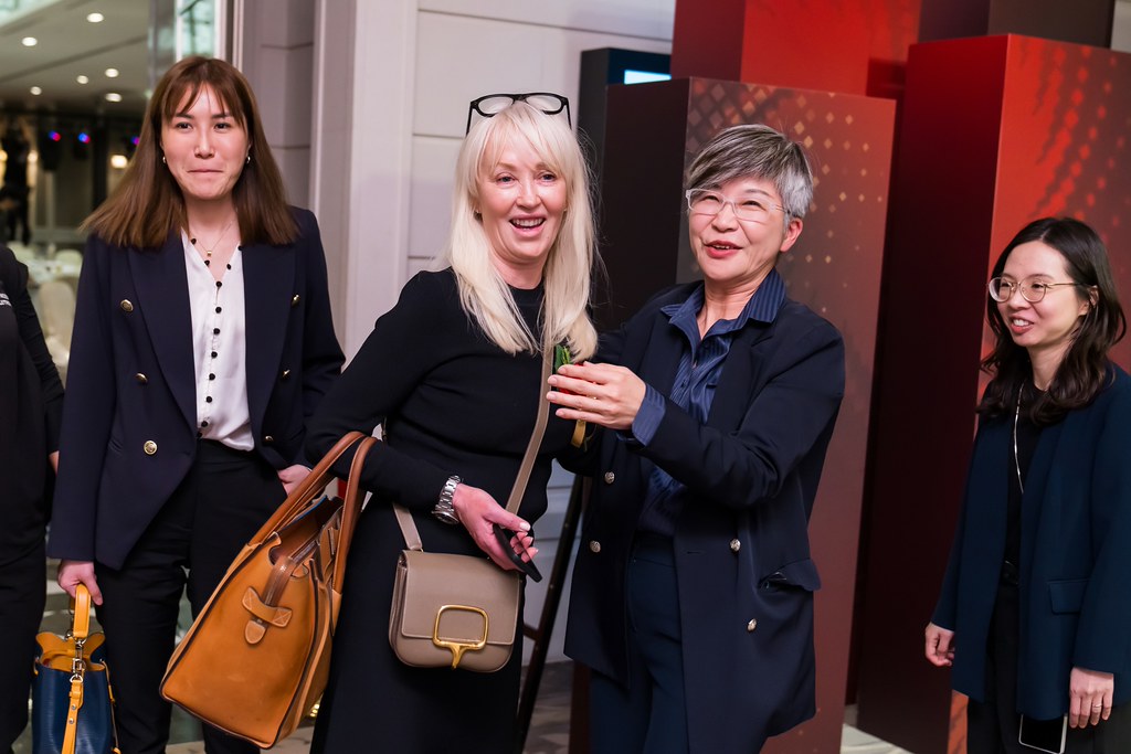 [活動攝影]八億Skin Power Up 上市發表會-最專業的團隊完成每場完美活動攝影，拍的不只好更要快! #即時攝影