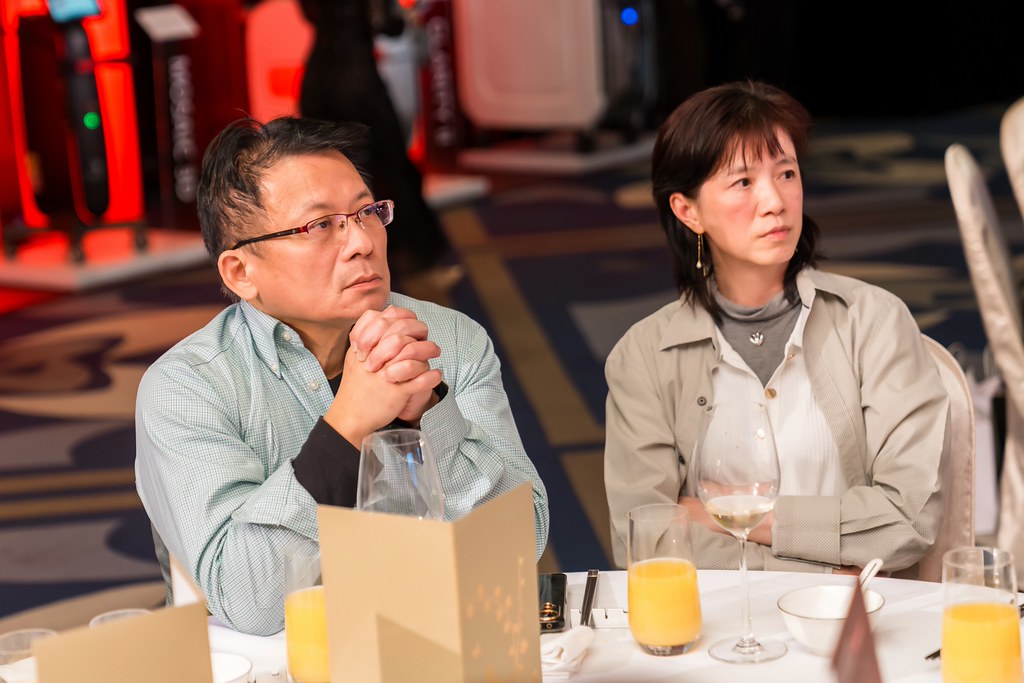 [活動攝影]八億Skin Power Up 上市發表會-最專業的團隊完成每場完美活動攝影，拍的不只好更要快! #即時攝影