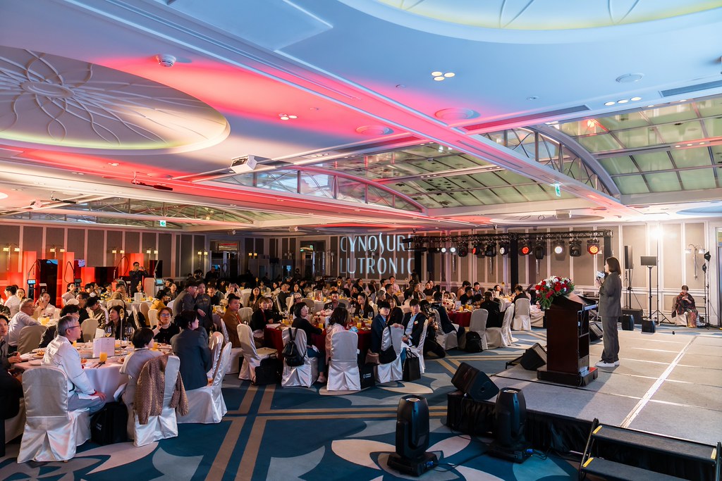 [活動攝影]八億Skin Power Up 上市發表會-最專業的團隊完成每場完美活動攝影，拍的不只好更要快! #尾牙攝影