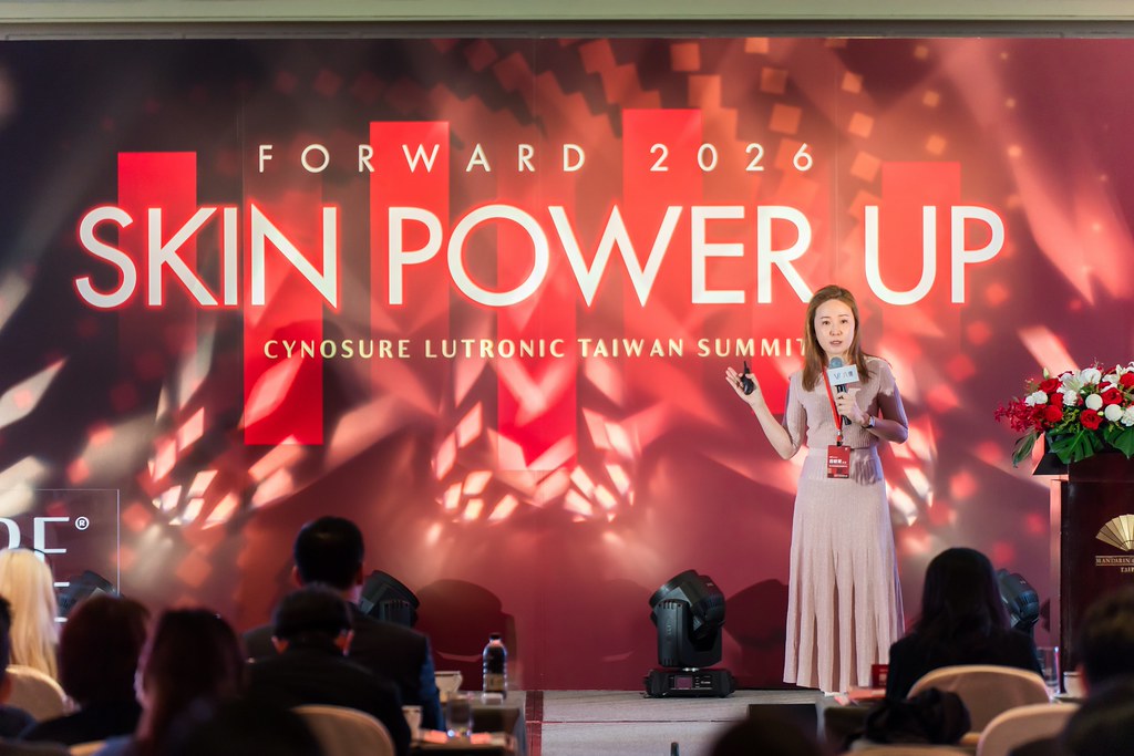 [活動攝影]八億Skin Power Up 上市發表會-最專業的團隊完成每場完美活動攝影，拍的不只好更要快! #即拍即印