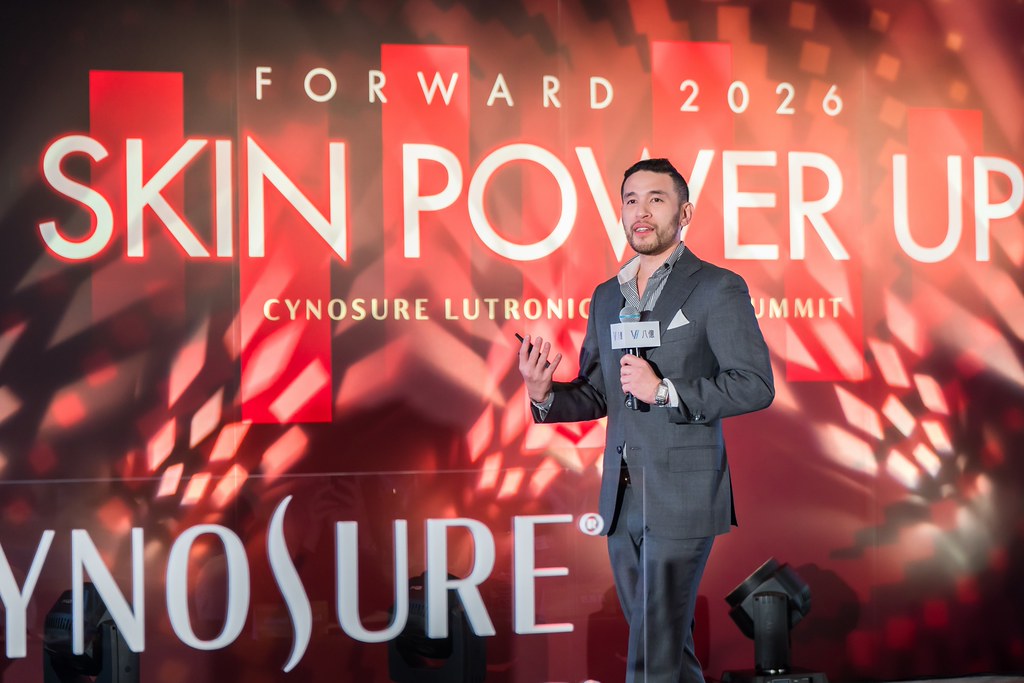 [活動攝影]八億Skin Power Up 上市發表會-最專業的團隊完成每場完美活動攝影，拍的不只好更要快! #尾牙攝影