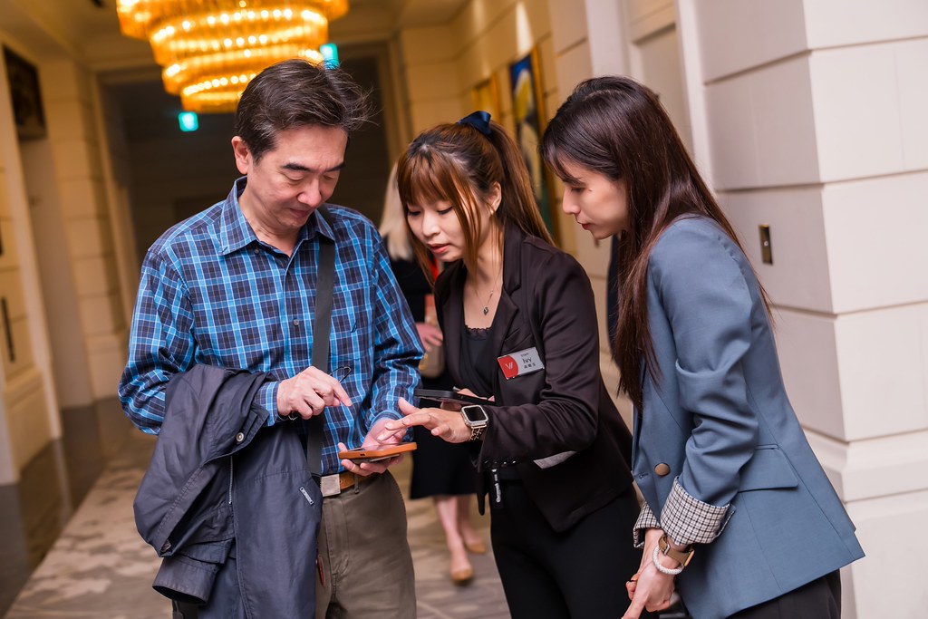 [活動攝影]八億Skin Power Up 上市發表會-最專業的團隊完成每場完美活動攝影，拍的不只好更要快! #即時攝影