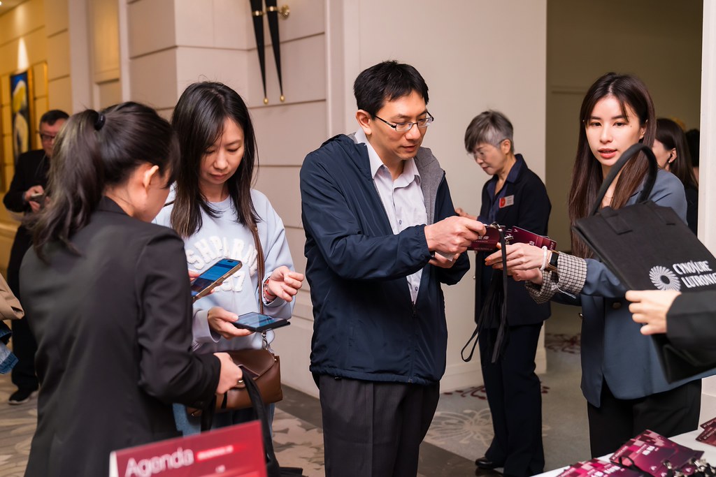 [活動攝影]八億Skin Power Up 上市發表會-最專業的團隊完成每場完美活動攝影，拍的不只好更要快! #即拍即印