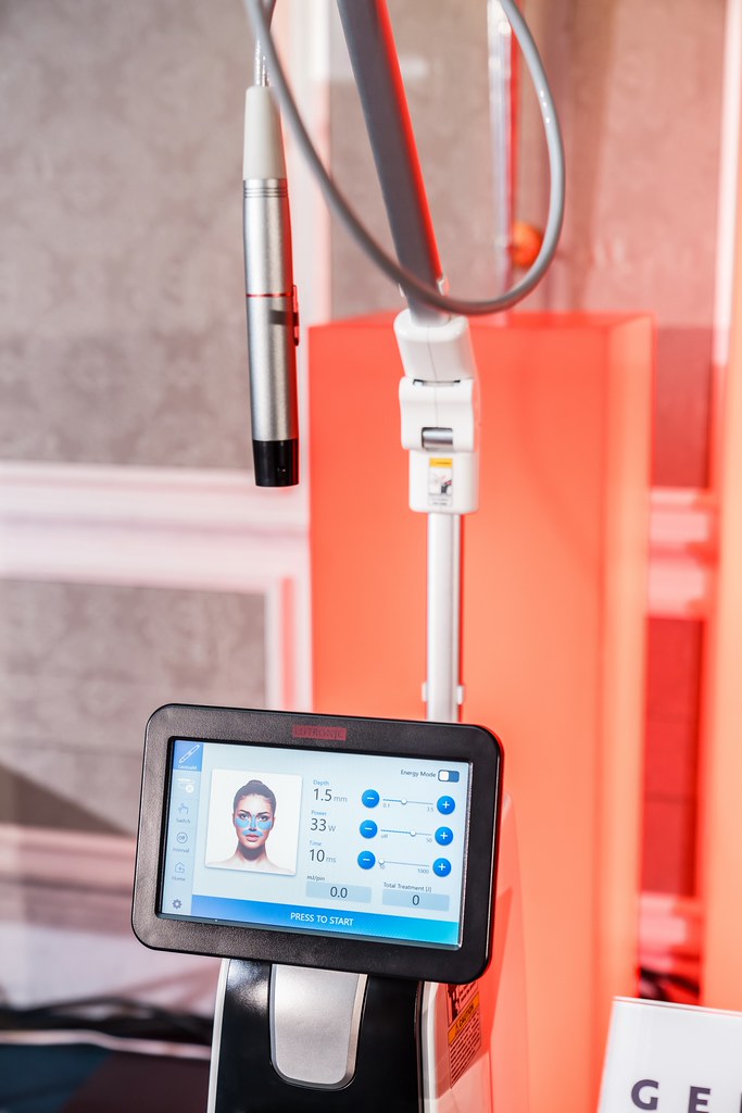 [活動攝影]八億Skin Power Up 上市發表會-最專業的團隊完成每場完美活動攝影，拍的不只好更要快! #活動攝影