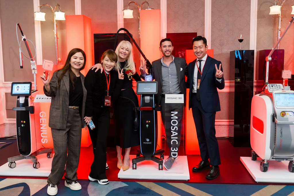 [活動攝影]八億Skin Power Up 上市發表會-最專業的團隊完成每場完美活動攝影，拍的不只好更要快! #即時攝影