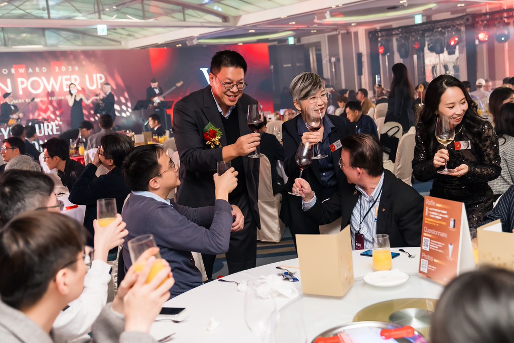 [活動攝影]八億Skin Power Up 上市發表會-最專業的團隊完成每場完美活動攝影，拍的不只好更要快! #即拍即印