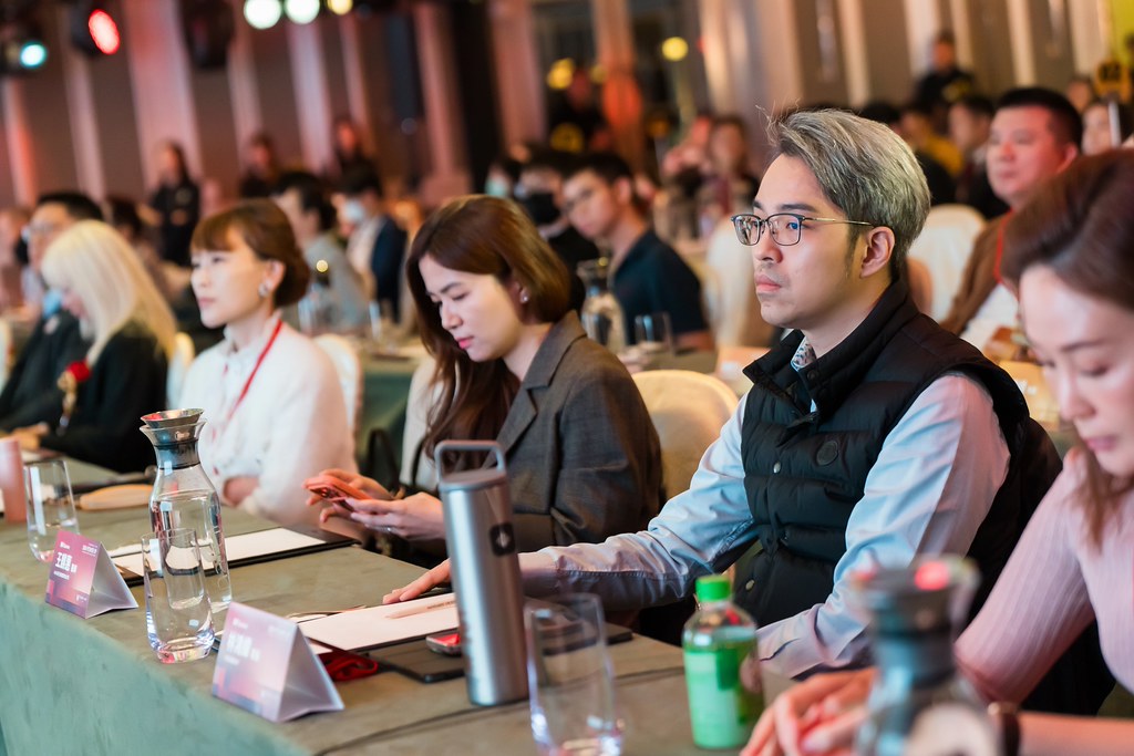 [活動攝影]八億Skin Power Up 上市發表會-最專業的團隊完成每場完美活動攝影，拍的不只好更要快! #雲端攝影