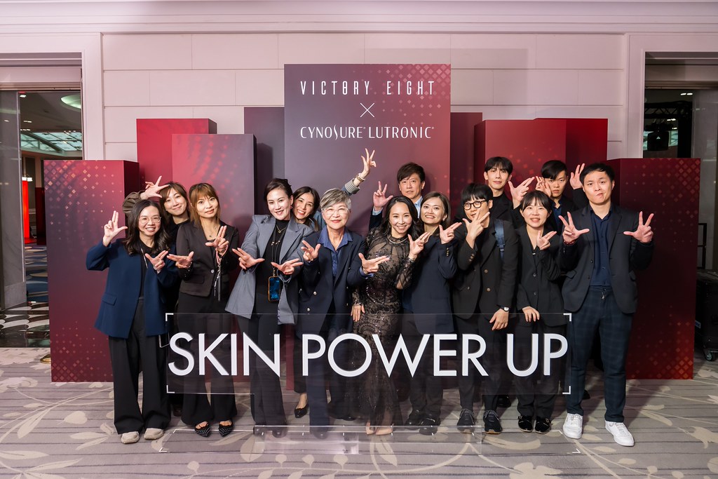 [活動攝影]八億Skin Power Up 上市發表會-最專業的團隊完成每場完美活動攝影，拍的不只好更要快! #活動拍立得
