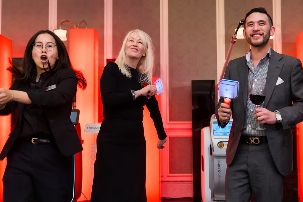 [活動攝影]八億Skin Power Up 上市發表會-最專業的團隊完成每場完美活動攝影，拍的不只好更要快! #活動攝影