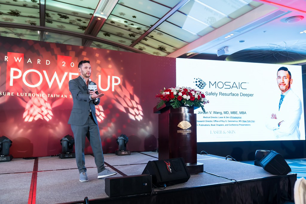 [活動攝影]八億Skin Power Up 上市發表會-最專業的團隊完成每場完美活動攝影，拍的不只好更要快! #即時攝影