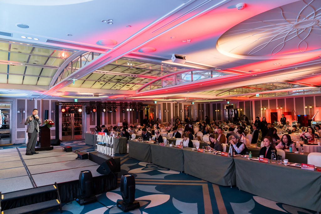 [活動攝影]八億Skin Power Up 上市發表會-最專業的團隊完成每場完美活動攝影，拍的不只好更要快! #尾牙攝影