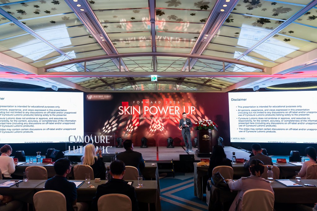 [活動攝影]八億Skin Power Up 上市發表會-最專業的團隊完成每場完美活動攝影，拍的不只好更要快! #即拍即印