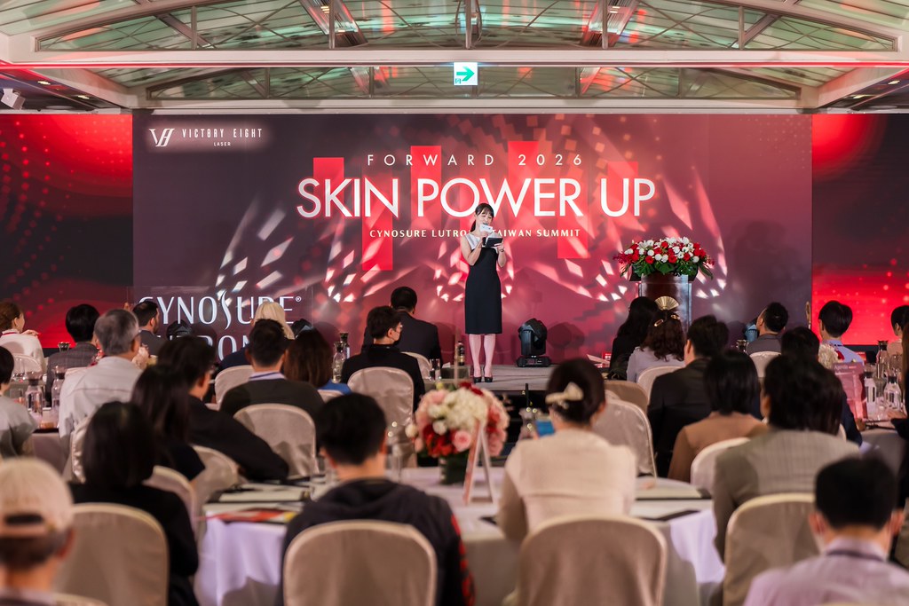 [活動攝影]八億Skin Power Up 上市發表會-最專業的團隊完成每場完美活動攝影，拍的不只好更要快! #活動拍立得