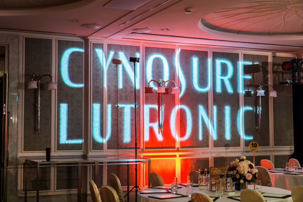 [活動攝影]八億Skin Power Up 上市發表會-最專業的團隊完成每場完美活動攝影，拍的不只好更要快! #即拍即印