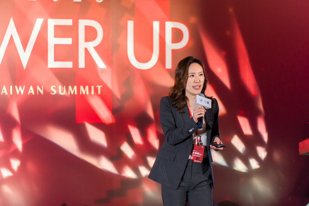 [活動攝影]八億Skin Power Up 上市發表會-最專業的團隊完成每場完美活動攝影，拍的不只好更要快! #即時攝影