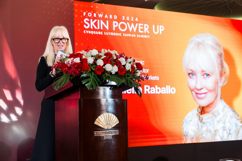 [活動攝影]八億Skin Power Up 上市發表會-最專業的團隊完成每場完美活動攝影，拍的不只好更要快! #即拍即印