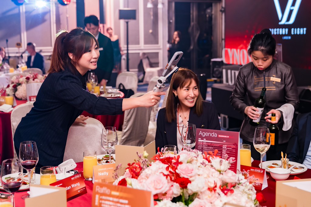 [活動攝影]八億Skin Power Up 上市發表會-最專業的團隊完成每場完美活動攝影，拍的不只好更要快! #活動拍攝