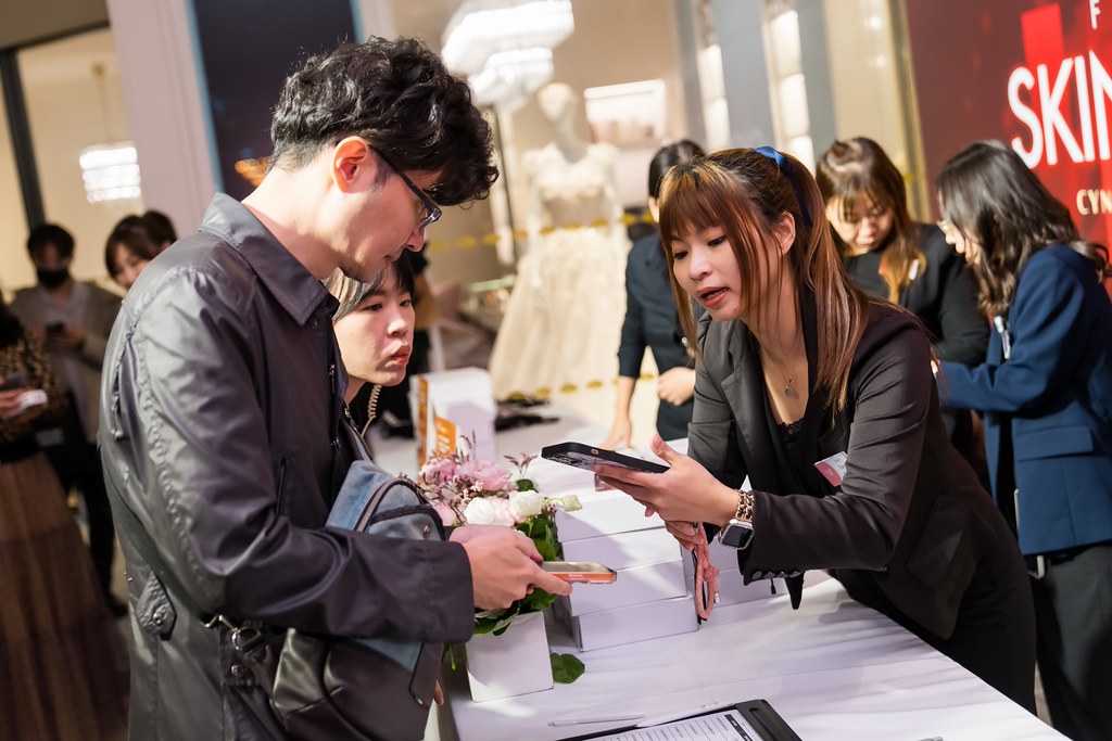 [活動攝影]八億Skin Power Up 上市發表會-最專業的團隊完成每場完美活動攝影，拍的不只好更要快! #尾牙攝影