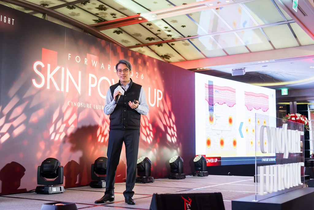 [活動攝影]八億Skin Power Up 上市發表會-最專業的團隊完成每場完美活動攝影，拍的不只好更要快! #尾牙攝影