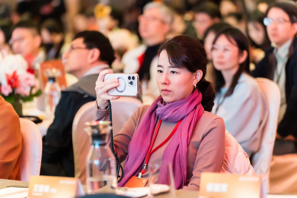 [活動攝影]八億Skin Power Up 上市發表會-最專業的團隊完成每場完美活動攝影，拍的不只好更要快! #即拍即印