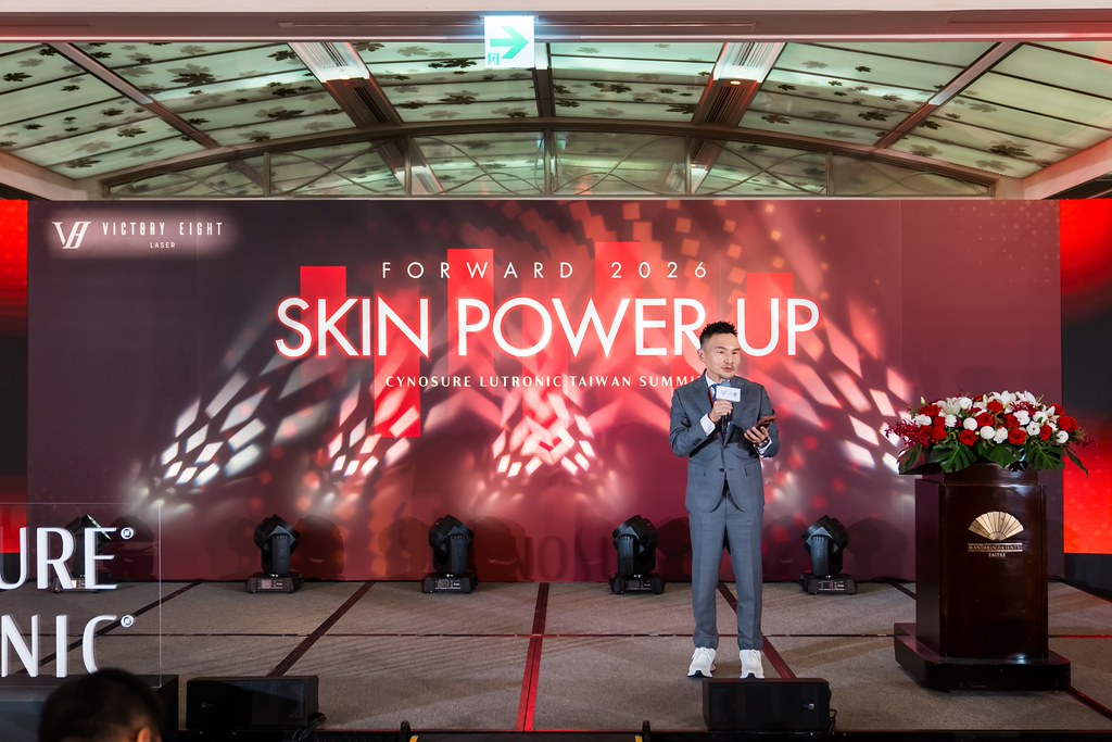 [活動攝影]八億Skin Power Up 上市發表會-最專業的團隊完成每場完美活動攝影，拍的不只好更要快! #活動拍立得