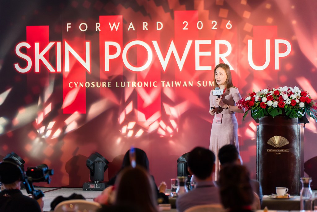 [活動攝影]八億Skin Power Up 上市發表會-最專業的團隊完成每場完美活動攝影，拍的不只好更要快! #活動拍立得