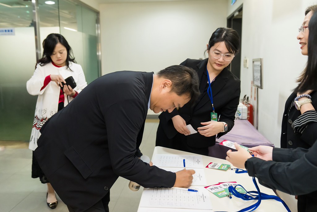 [活動攝影]114年環境部輔導補助節能減碳記者會-最專業的團隊完成每場完美活動攝影，拍的不只好更要快! #尾牙攝影