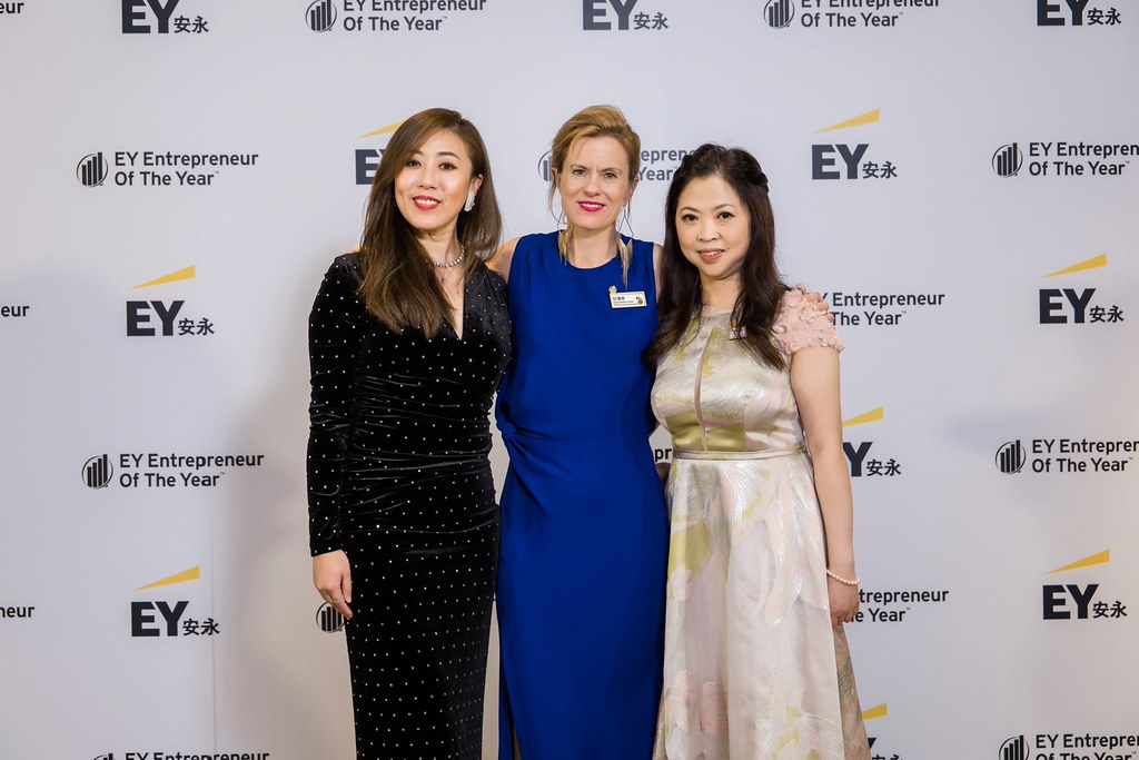 [活動攝影]2025 Taiwan 安永企業家獎-最專業的團隊完成每場完美活動攝影，拍的不只好更要快! #即拍即印