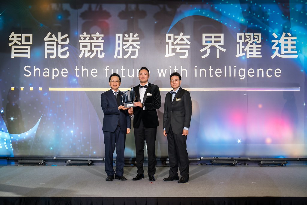 [活動攝影]2025 Taiwan 安永企業家獎-最專業的團隊完成每場完美活動攝影，拍的不只好更要快! #即拍即印